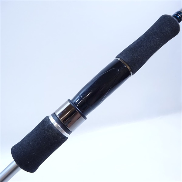 １７エメラルダスＡＧＳ６０Ｌ－ＳＭＴ　ＢＴ
